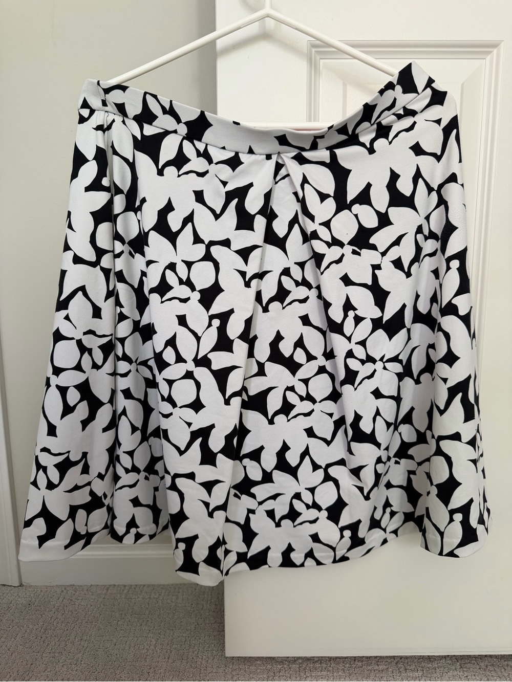 Cynthia Rowley Women’s Black & White Floral Skirt Size Large